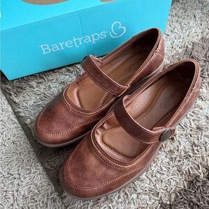 Baretraps JOESIE Maryjane Wedges Sz 7 Brown Faux Leather Supportive Shoe